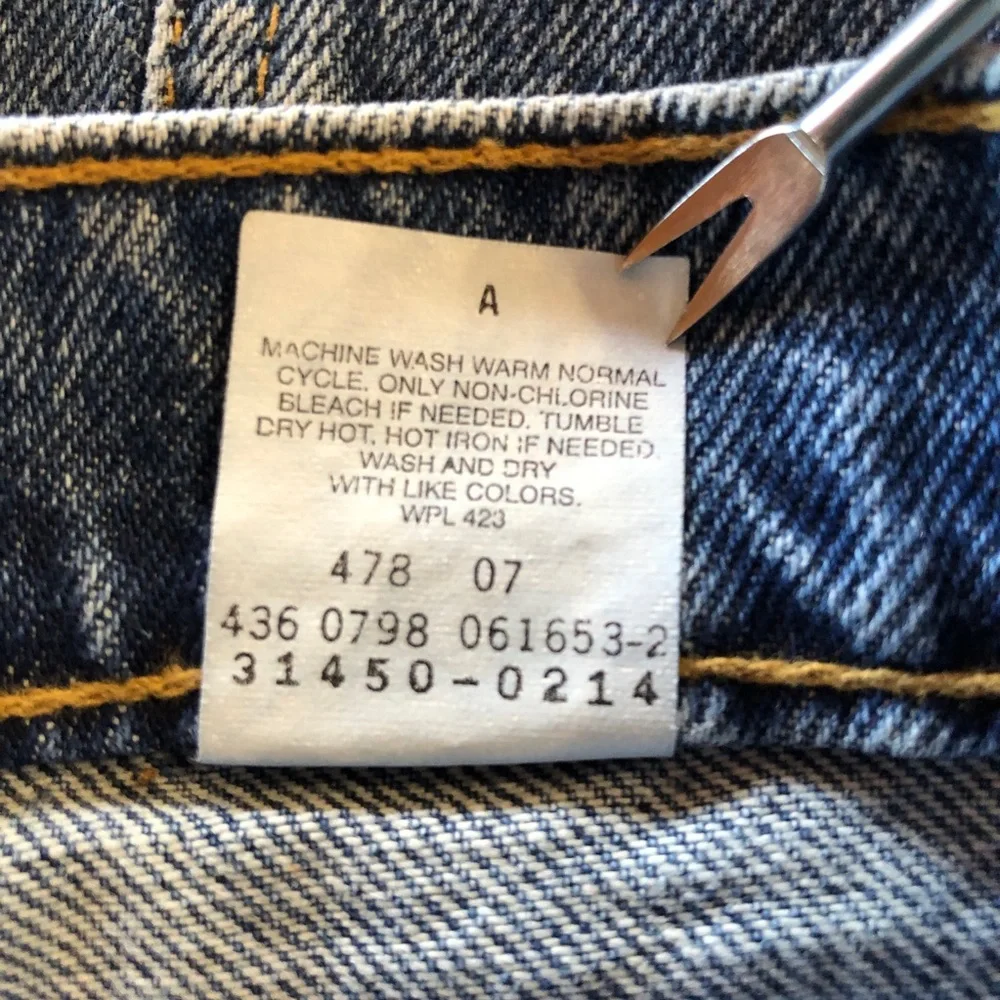 90s Levi’s “White Tab” 550 Slim Relaxed 12 Slim (W22 L27) Vintage NWT